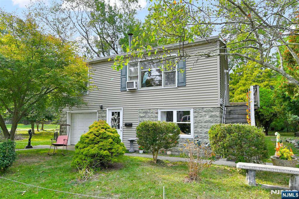 92 Lakeview Terrace - Photo 1