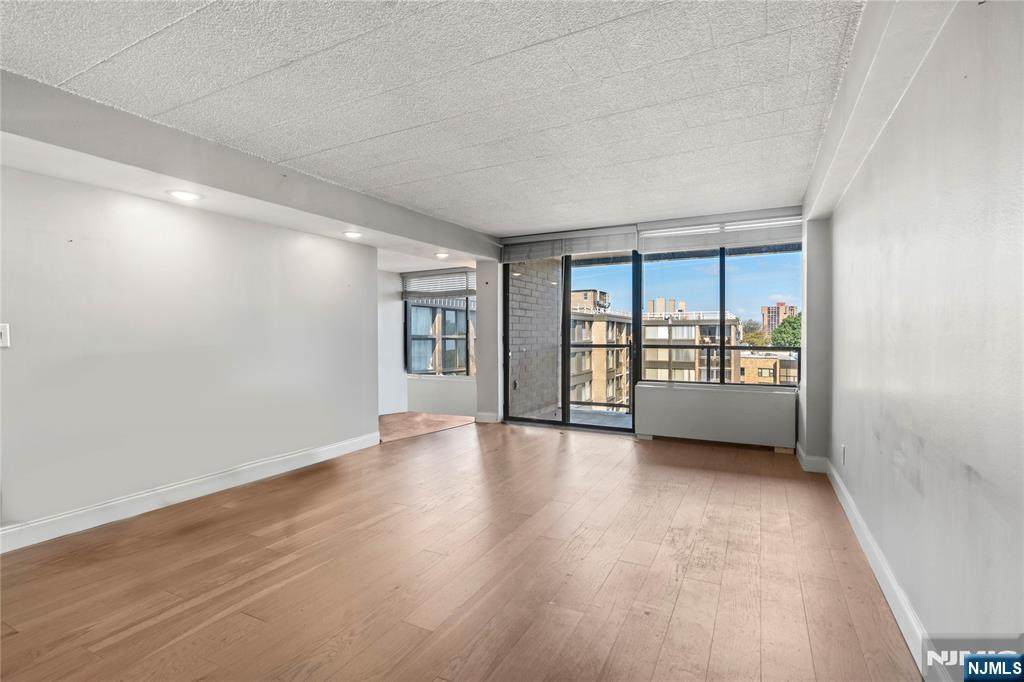 9060 Palisade Avenue - Photo 1