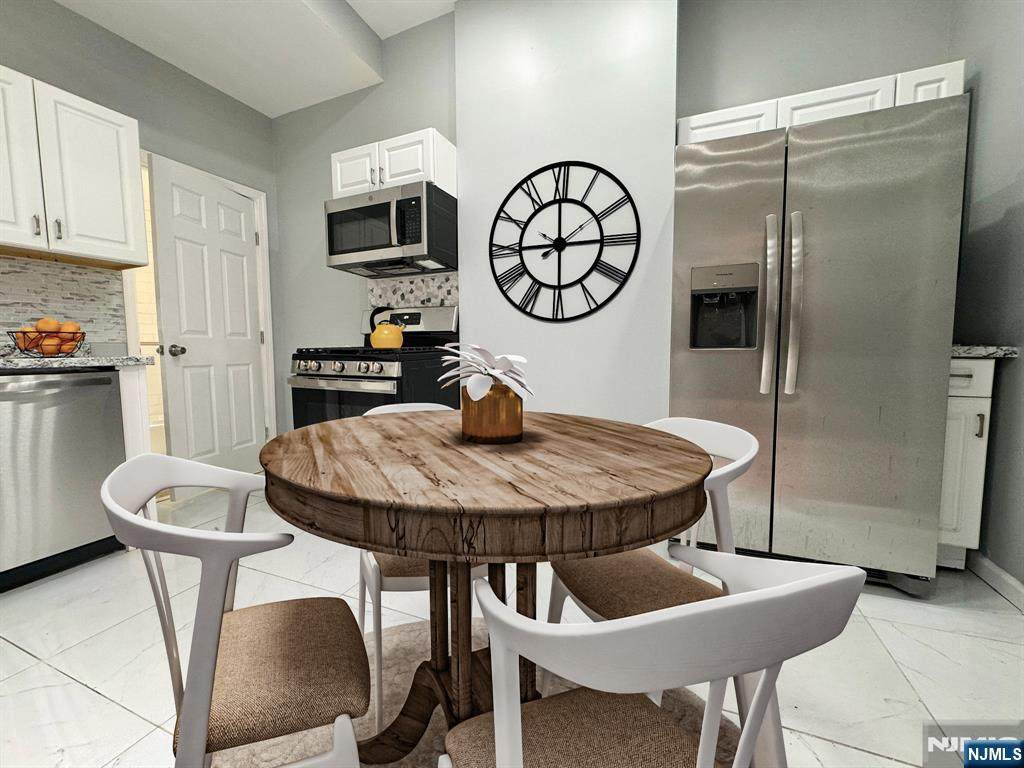 705 15th Street - Photo 1