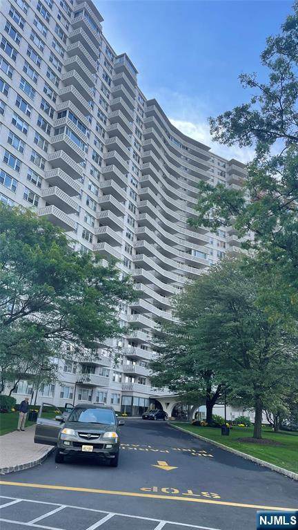 2000 Linwood Avenue - Photo 1