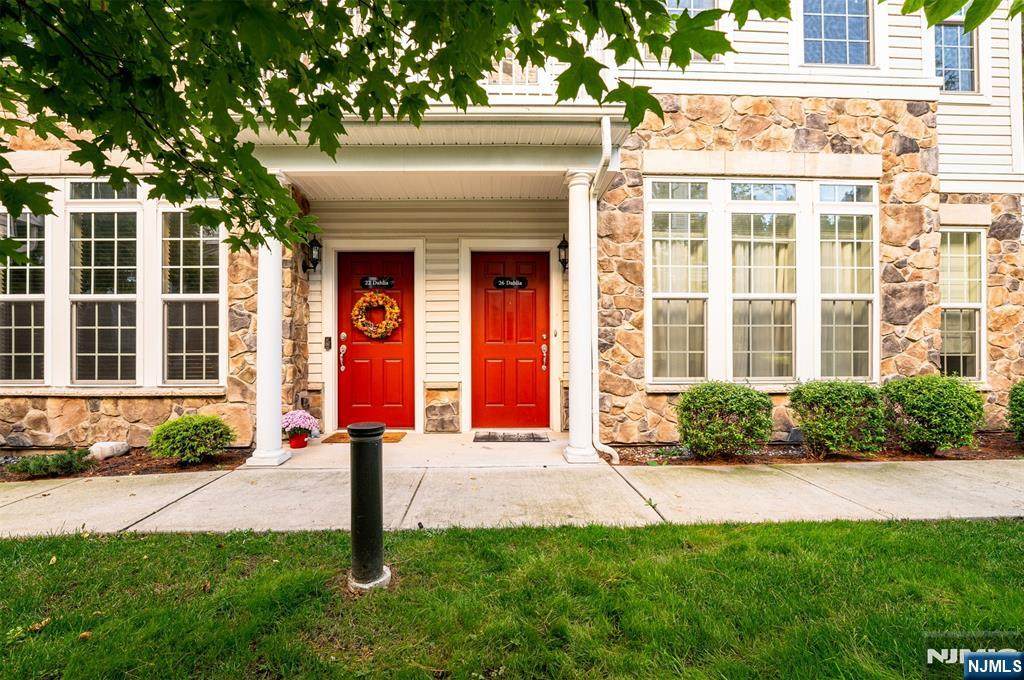 26 Dahlia Lane - Photo 1