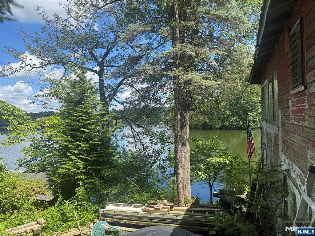 151 Pine Tree Road - Photo 1