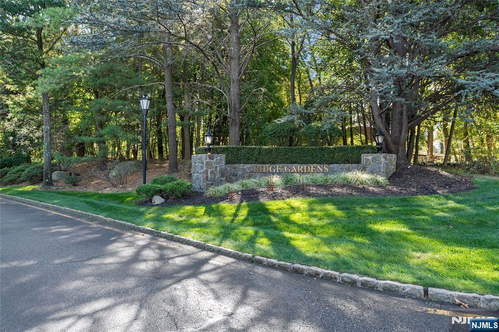 1006 Thoreau Court - Photo 1