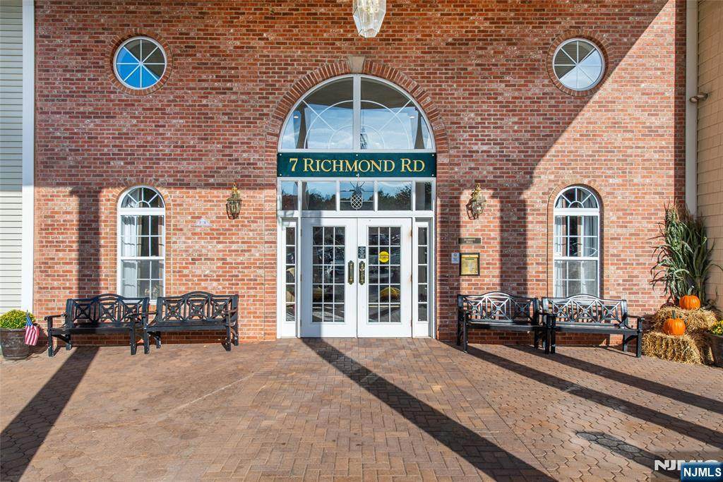 7311 Richmond Road - Photo 1