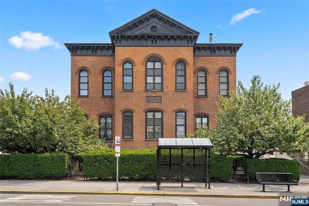 464 Central Avenue - Photo 1