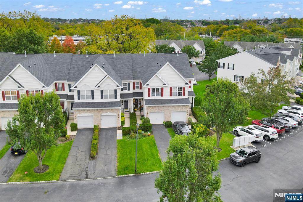 545 Coventry Drive - Photo 1