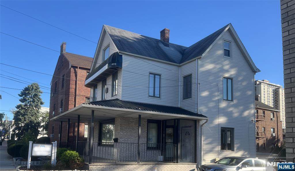 422 Main Street - Photo 1