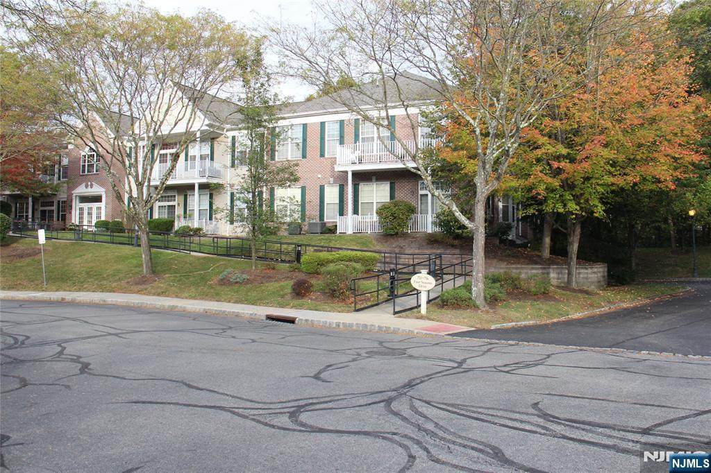 705 Four Seasons Drive - Photo 1