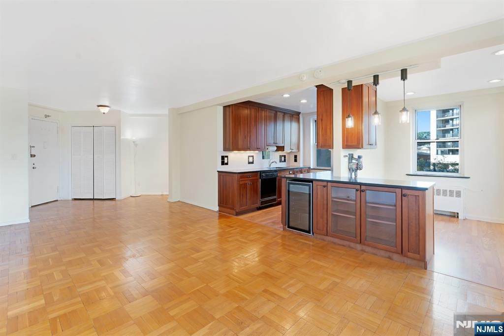 1450 Palisade - Photo 1