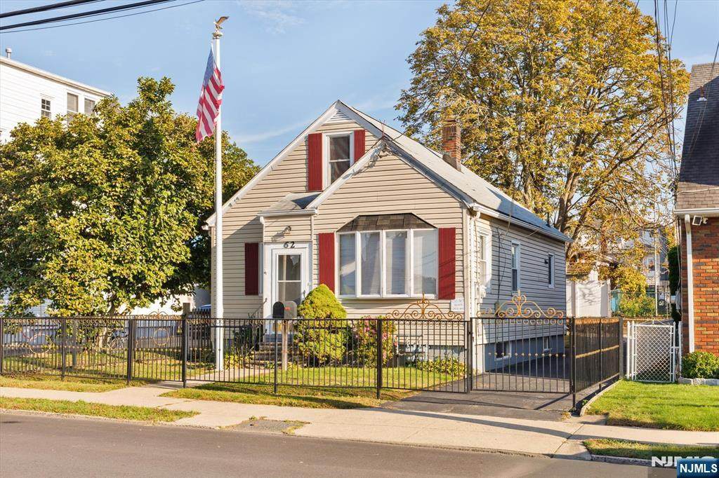 62 Johnson Avenue - Photo 1