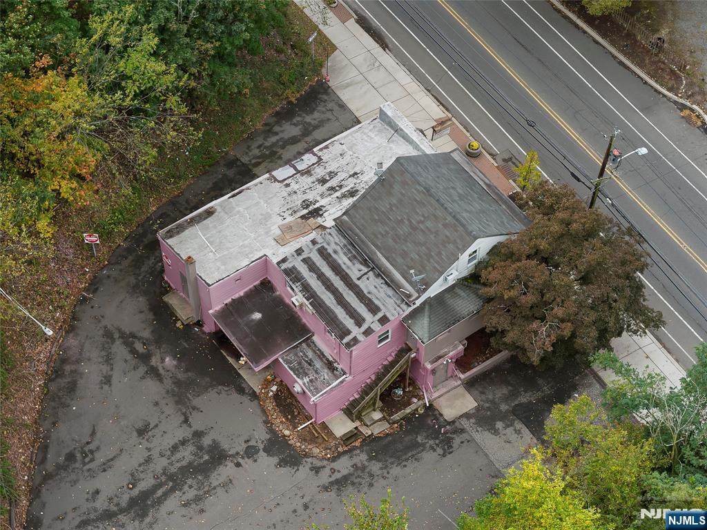 821 Mcbride Avenue - Photo 1