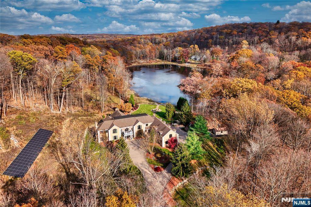 305 Green Road - Photo 1