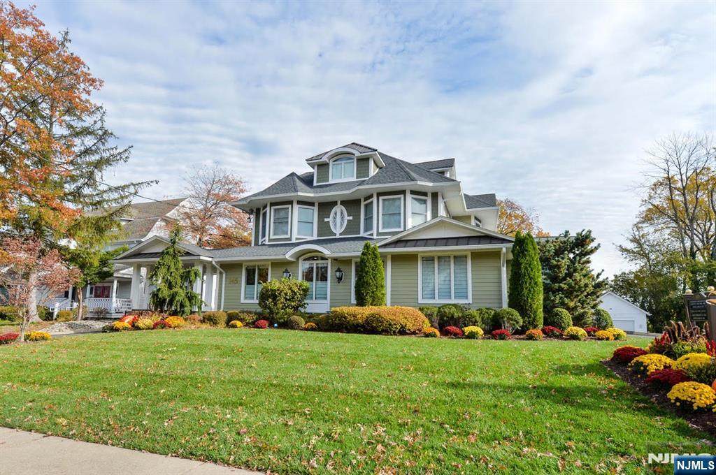 145 Prospect Street - Photo 1