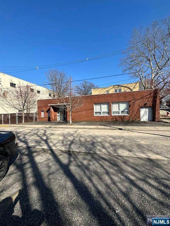 229 Shore Avenue - Photo 1