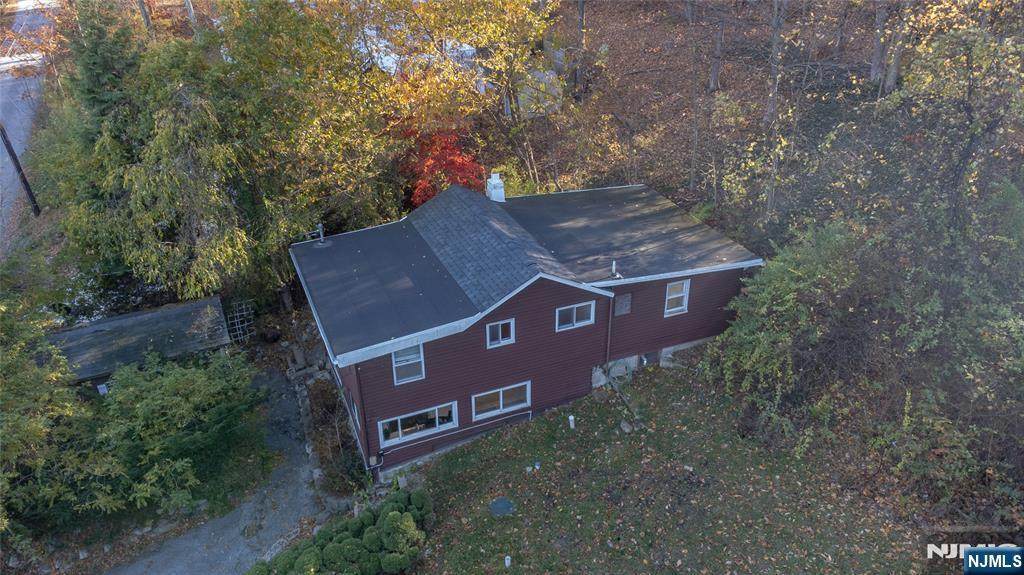 18 Decker Pond Road - Photo 1