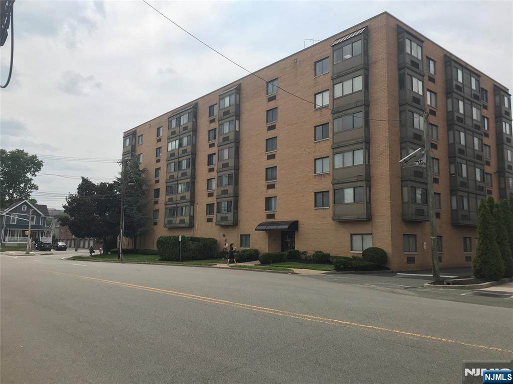 5 Linden Street - Photo 1