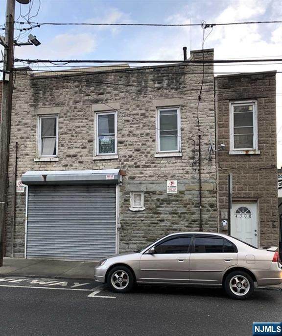 4308 Hudson Avenue - Photo 1