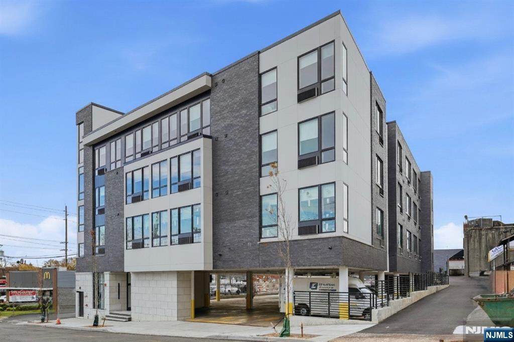 9-11 Passaic - Photo 1