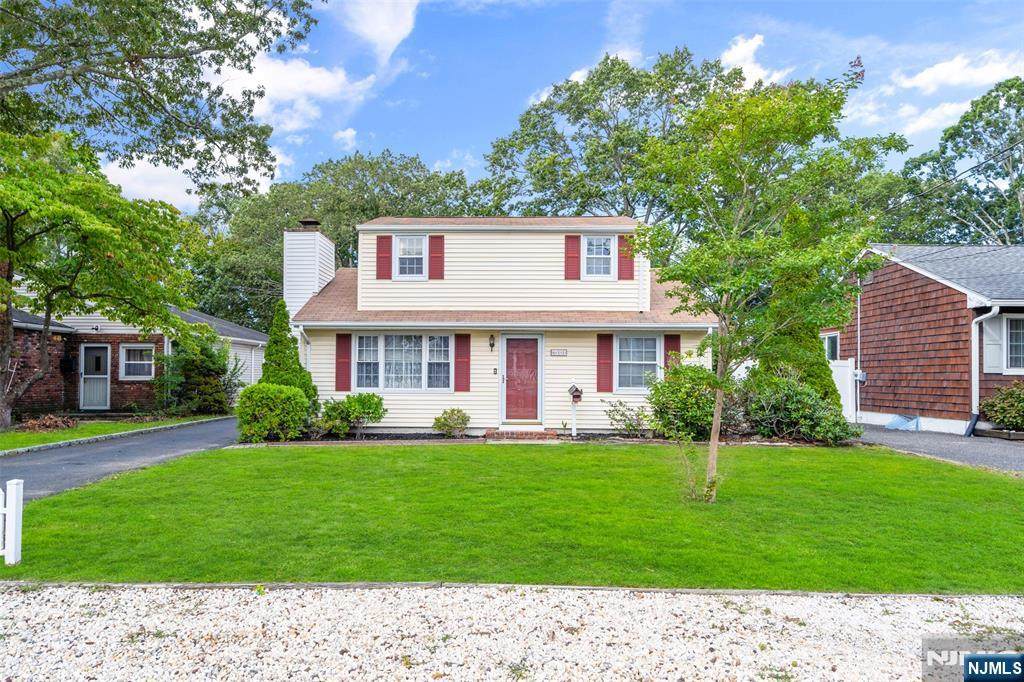 611 Boulton Avenue - Photo 1