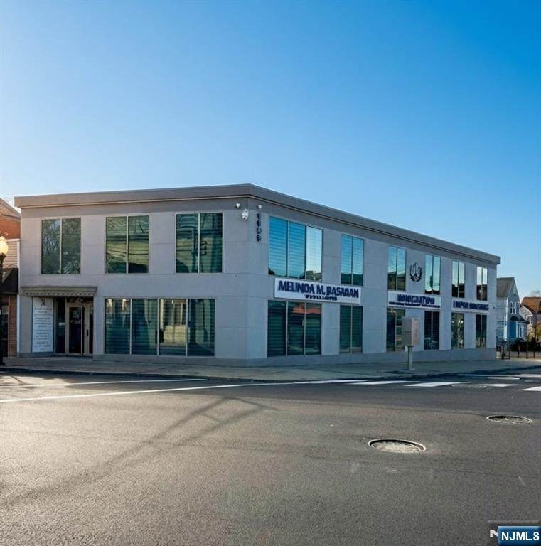 1199 Main Avenue - Photo 1