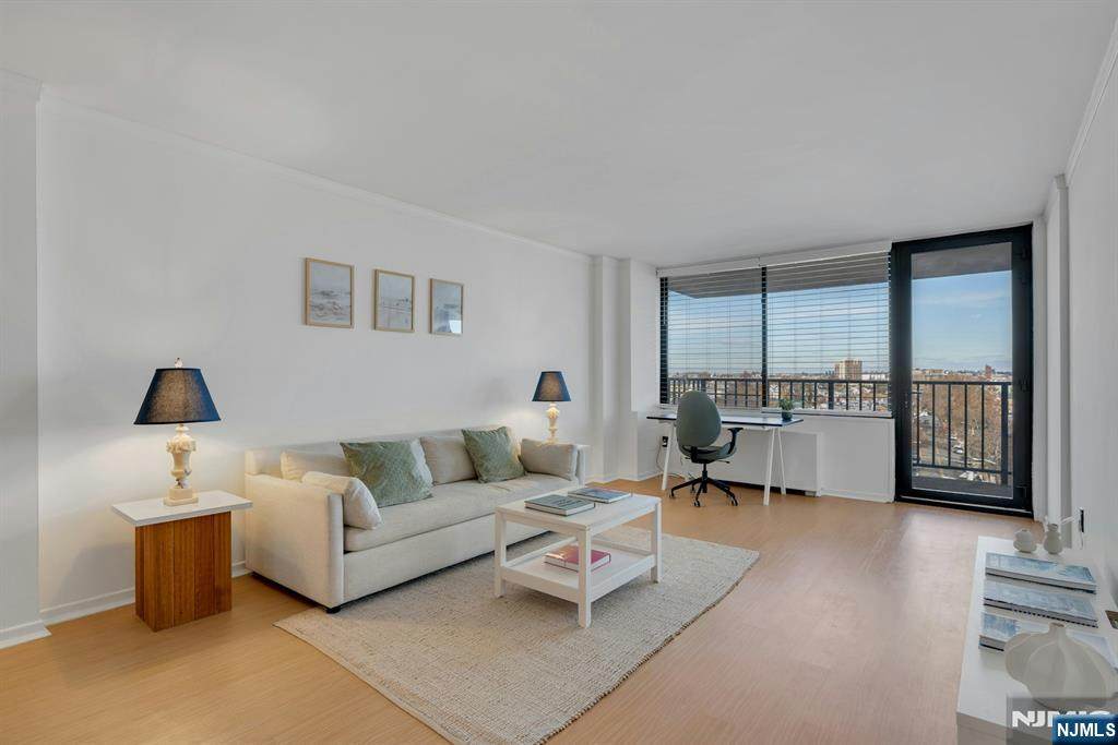 380 Mountain - Photo 1