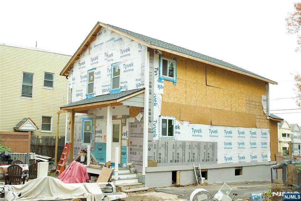 39 Wolcott Terrace - Photo 1