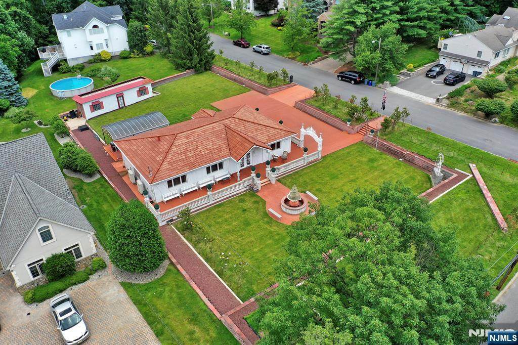 85 Francisco Avenue - Photo 1