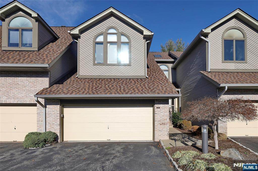 102 Aspen Court - Photo 1