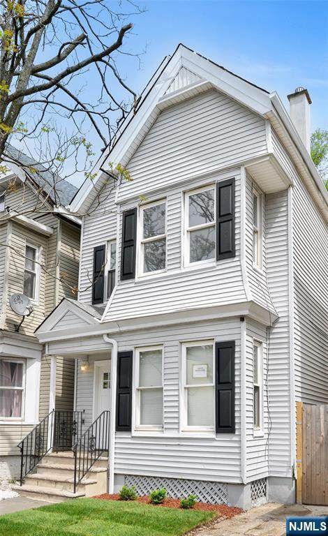 142 Steuben - Photo 1