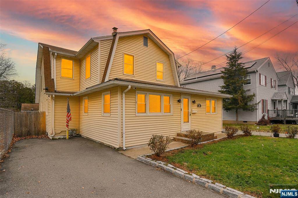 32 Grove Street - Photo 1