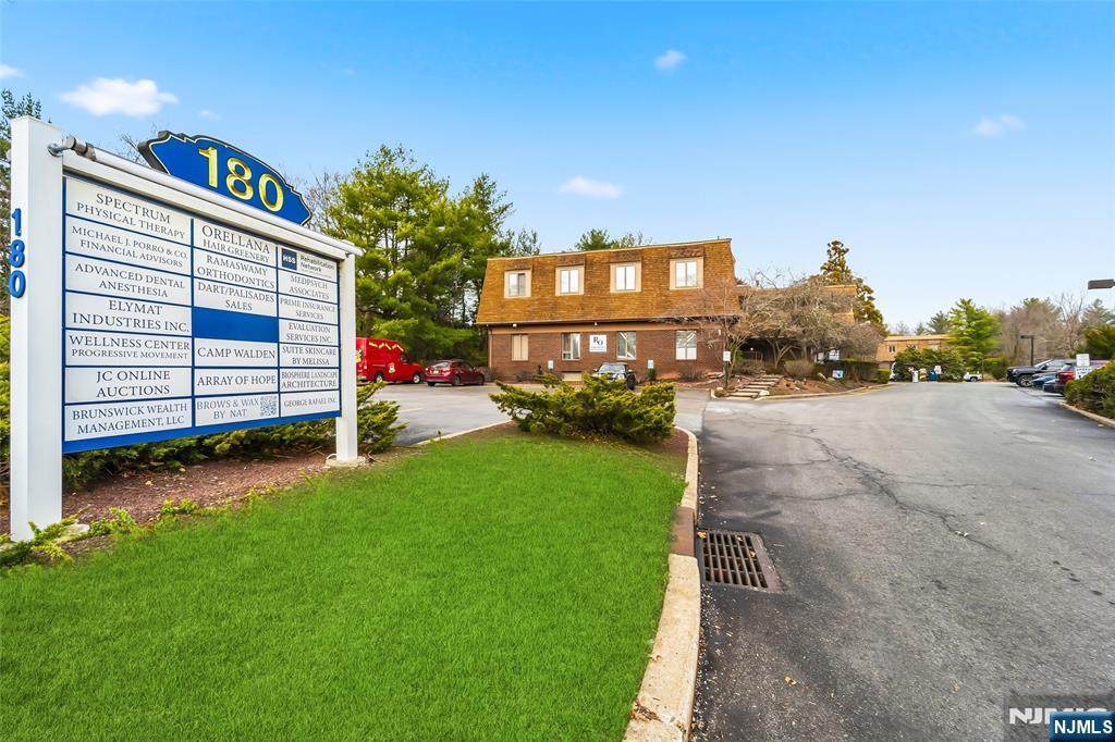 180 Old Tappan Road - Photo 1