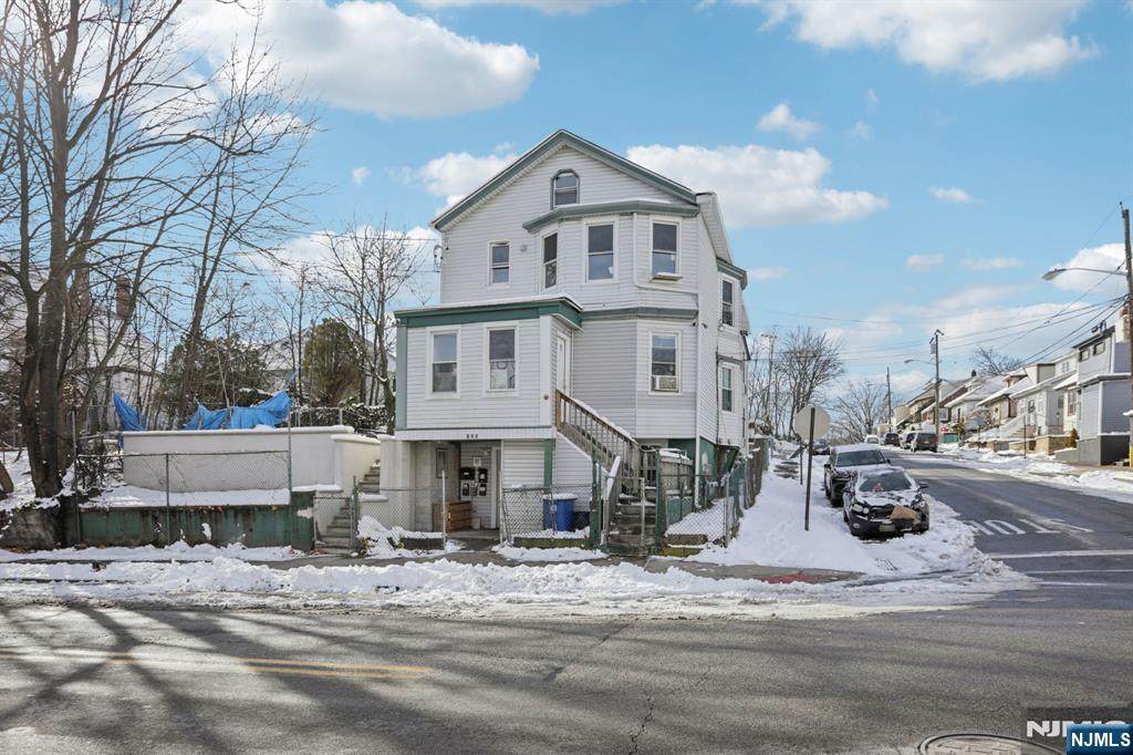 123-125 Belmont Avenue - Photo 1