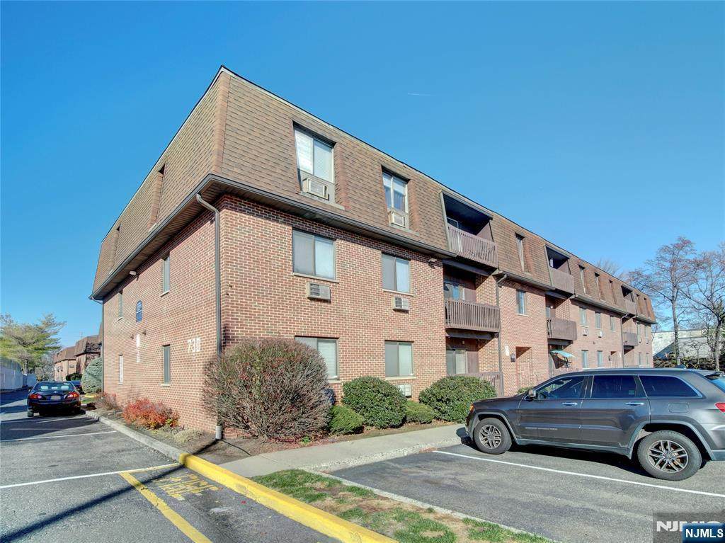 730 Mill Street - Photo 1