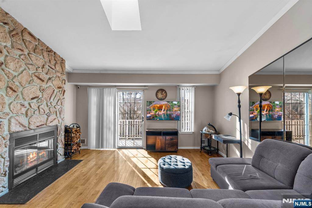 753 Summer - Photo 1