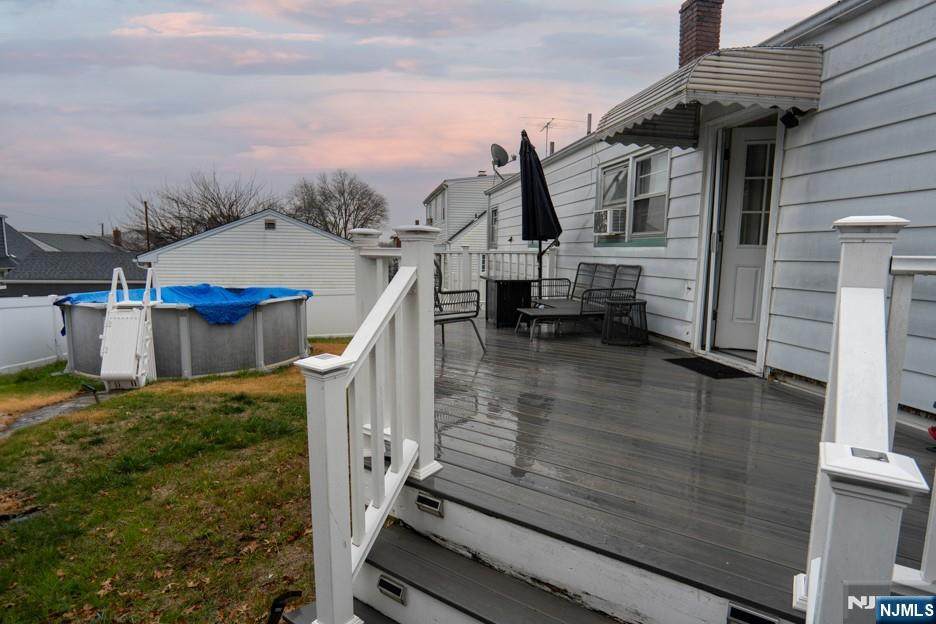 89 Susan Court - Photo 1