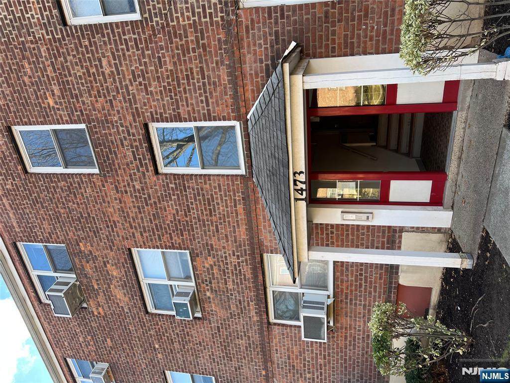 1473 Terrace Circle - Photo 1