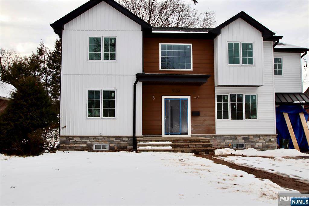 5-24 Summit - Photo 1