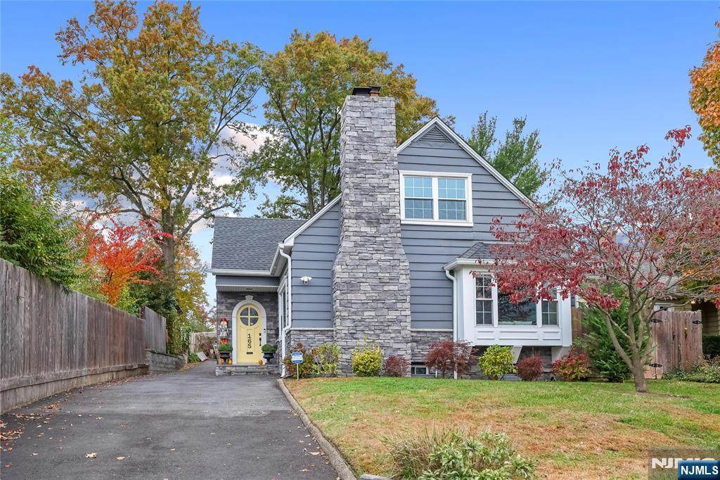 165 Pine Street - Photo 1