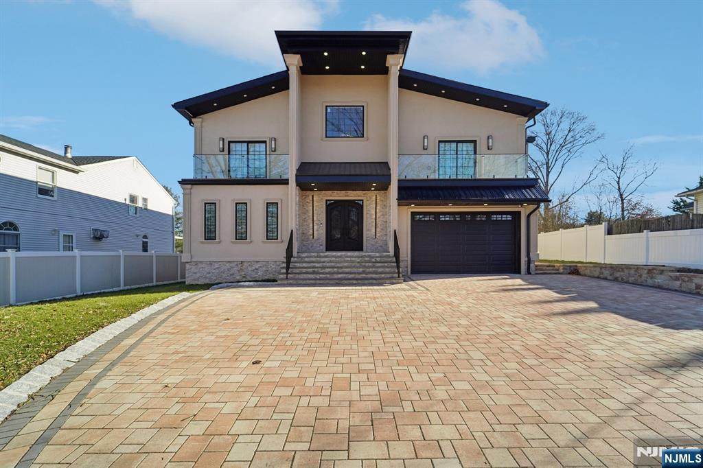 24 Holmes Lane - Photo 1