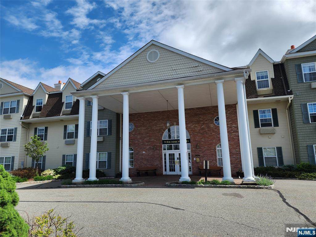 9212 Richmond Road - Photo 1