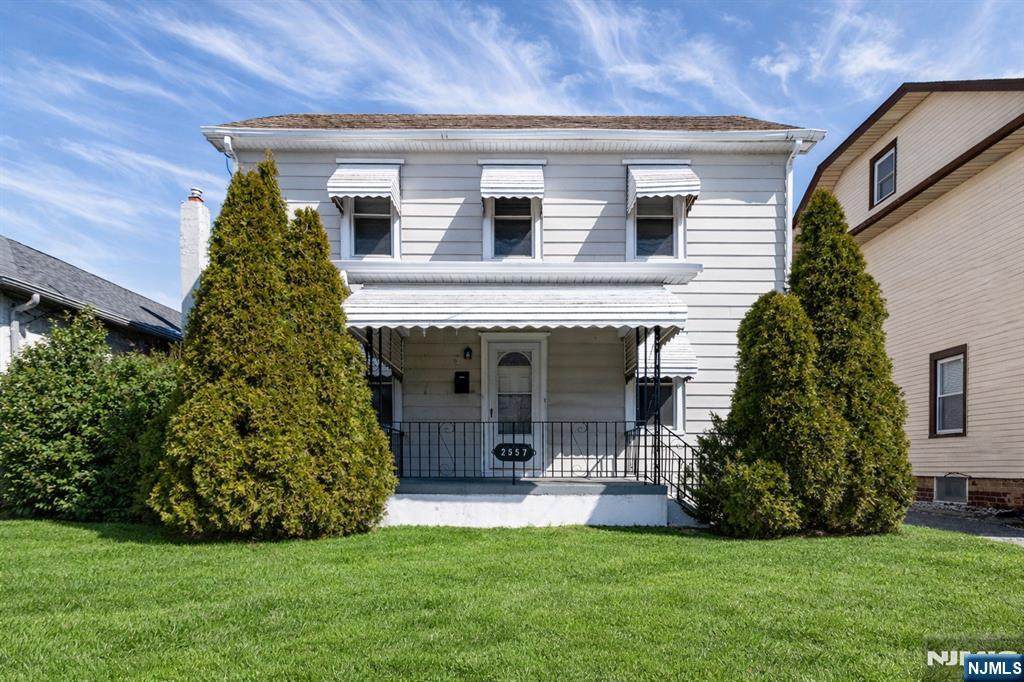 2557 Wh-Mer Road - Photo 1