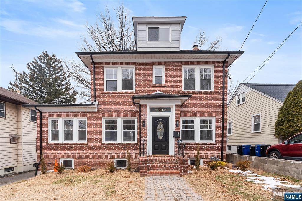 33 Robertson Road - Photo 1