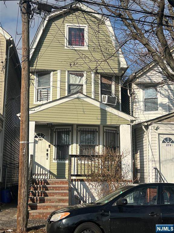 281 18th Street - Photo 1
