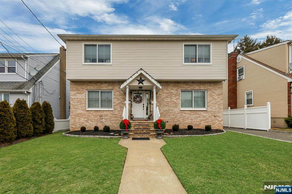 93 Richmond Street - Photo 1