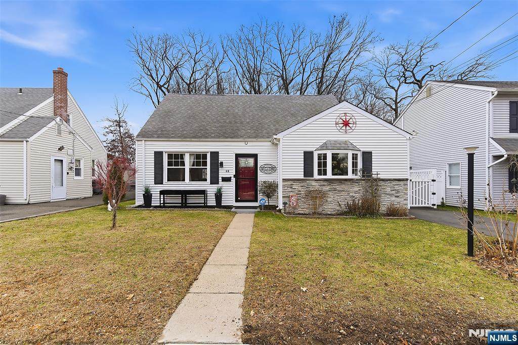 44 Kaywin Avenue - Photo 1