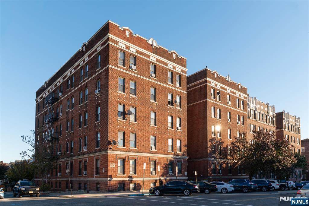 7612 Park Avenue - Photo 1