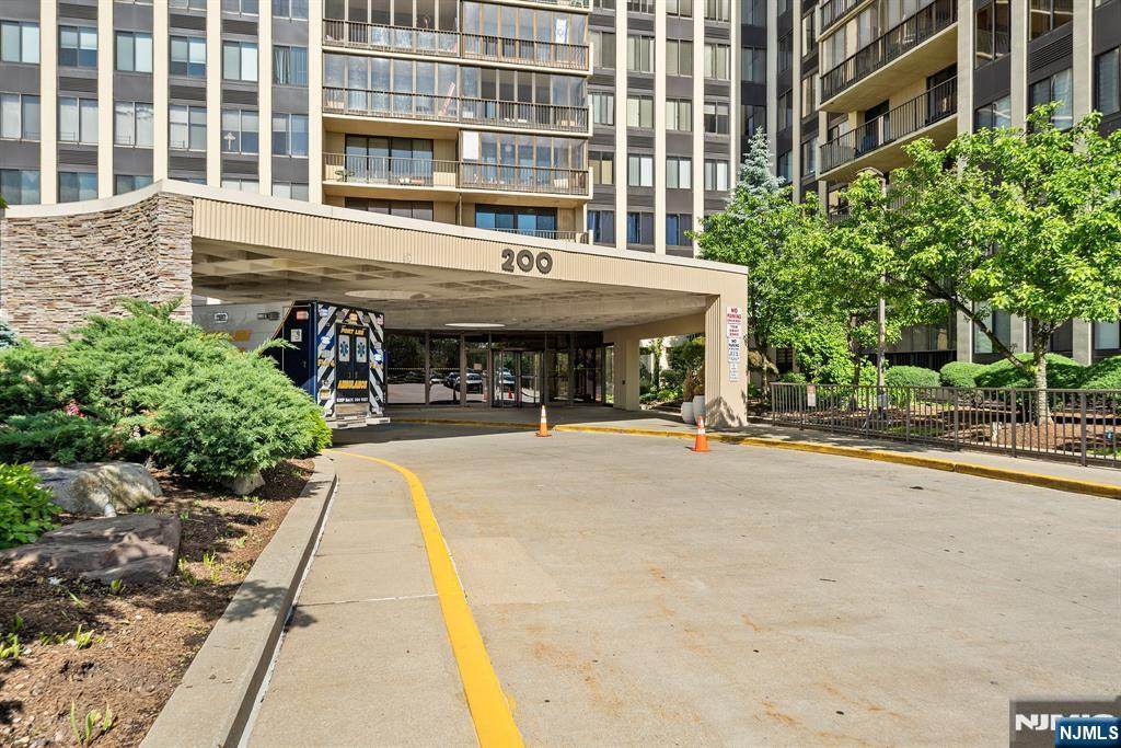 200 Winston Drive - Photo 1