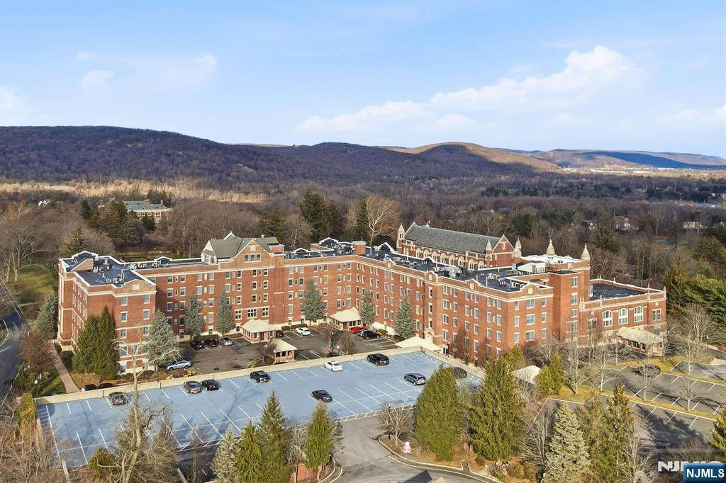 2301 Rio Vista Drive - Photo 1