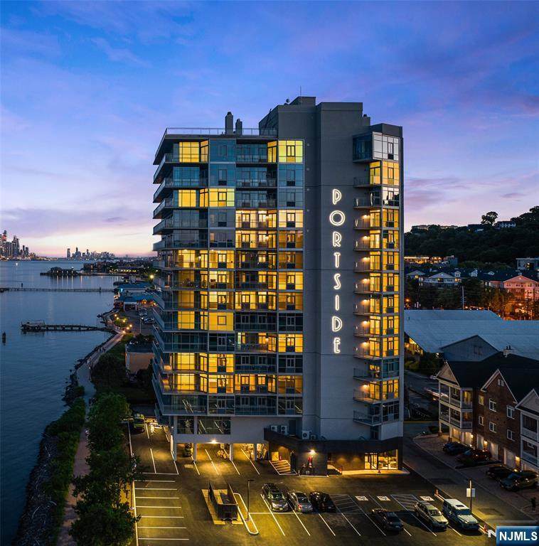 1000 Portside - Photo 1