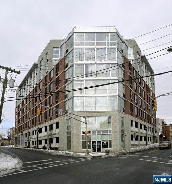 305 Palisade - Photo 1